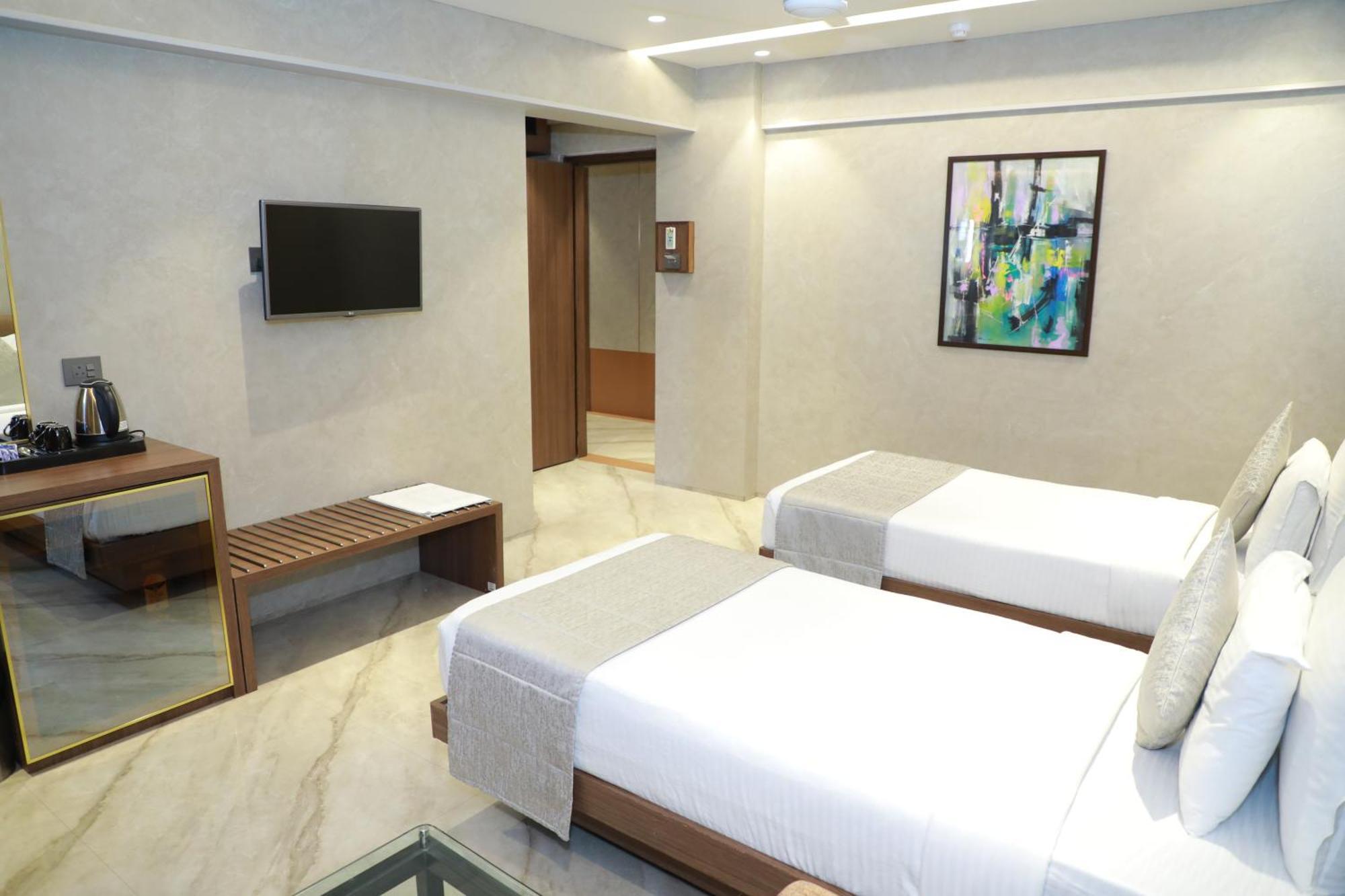 Hotel Archana Residency Mumbai Exterior photo
