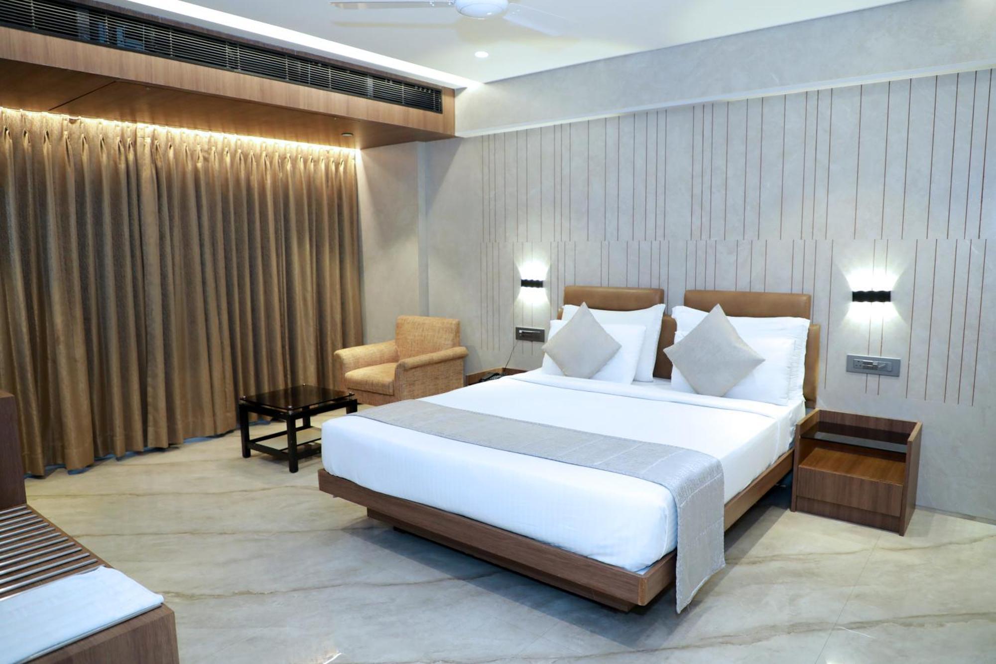 Hotel Archana Residency Mumbai Exterior photo